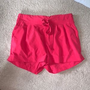 Coral lululemon shorts with pockets